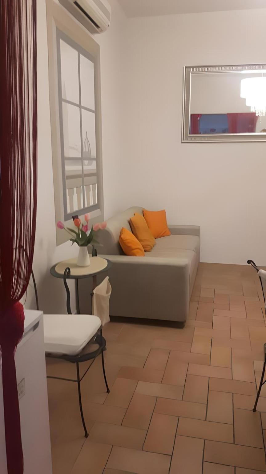 Casa Boss Oblivium Hotel Firenze Bagian luar foto