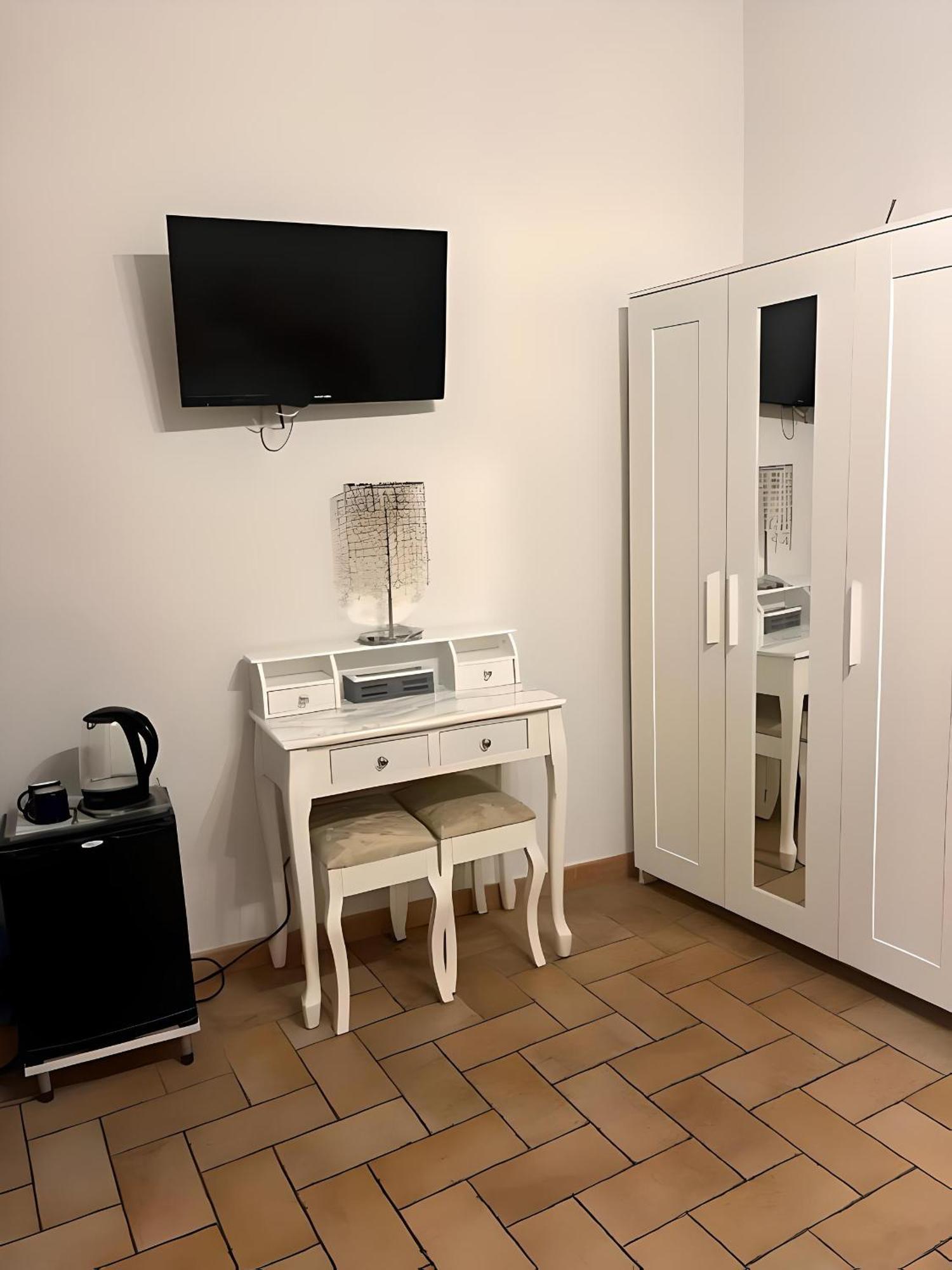 Casa Boss Oblivium Hotel Firenze Bagian luar foto