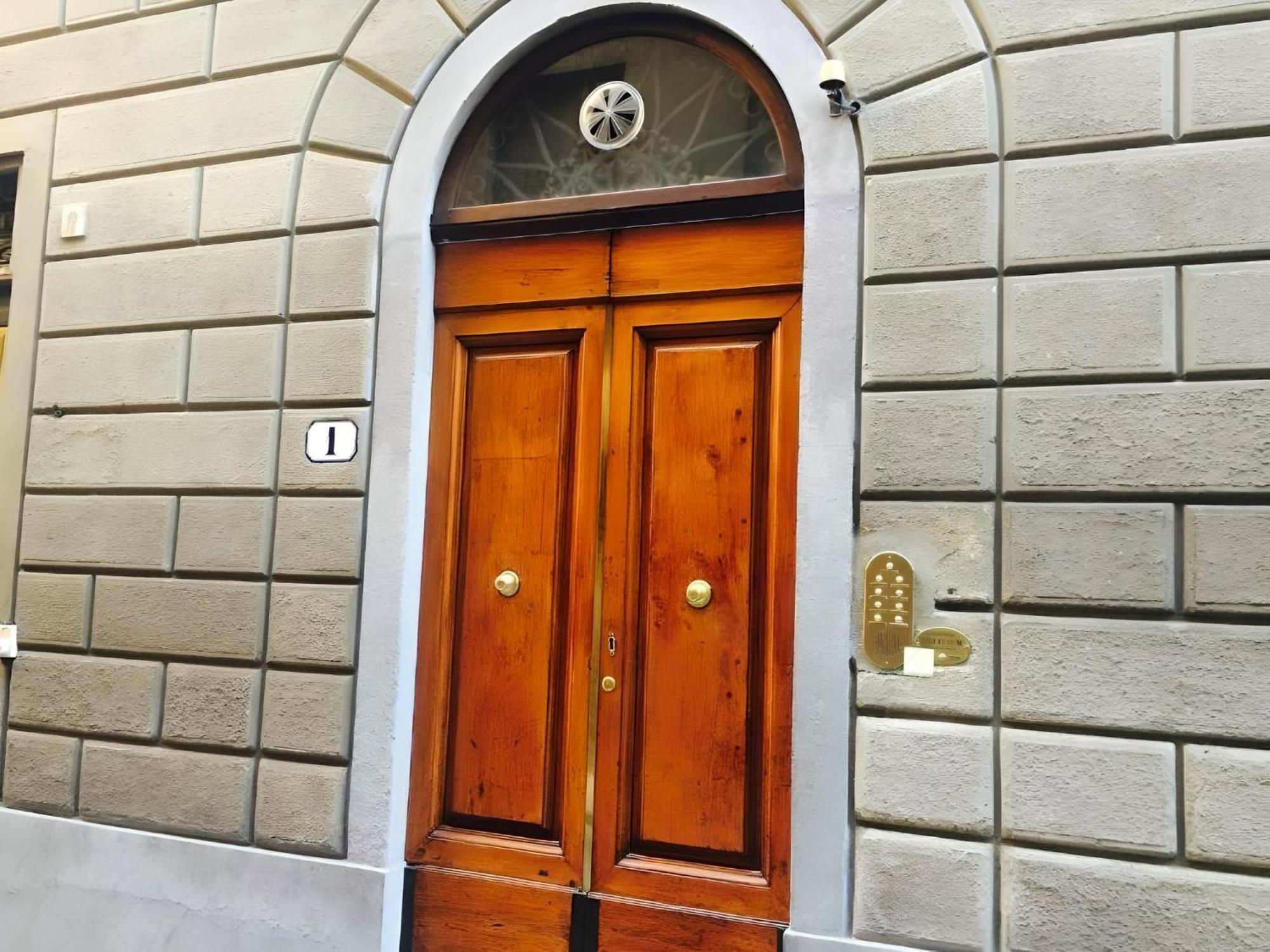 Casa Boss Oblivium Hotel Firenze Bagian luar foto