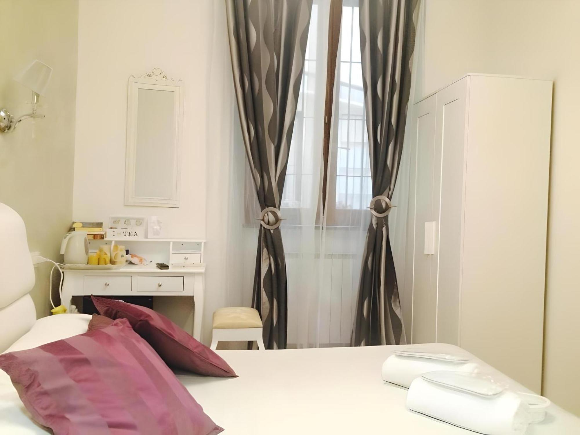 Casa Boss Oblivium Hotel Firenze Bagian luar foto